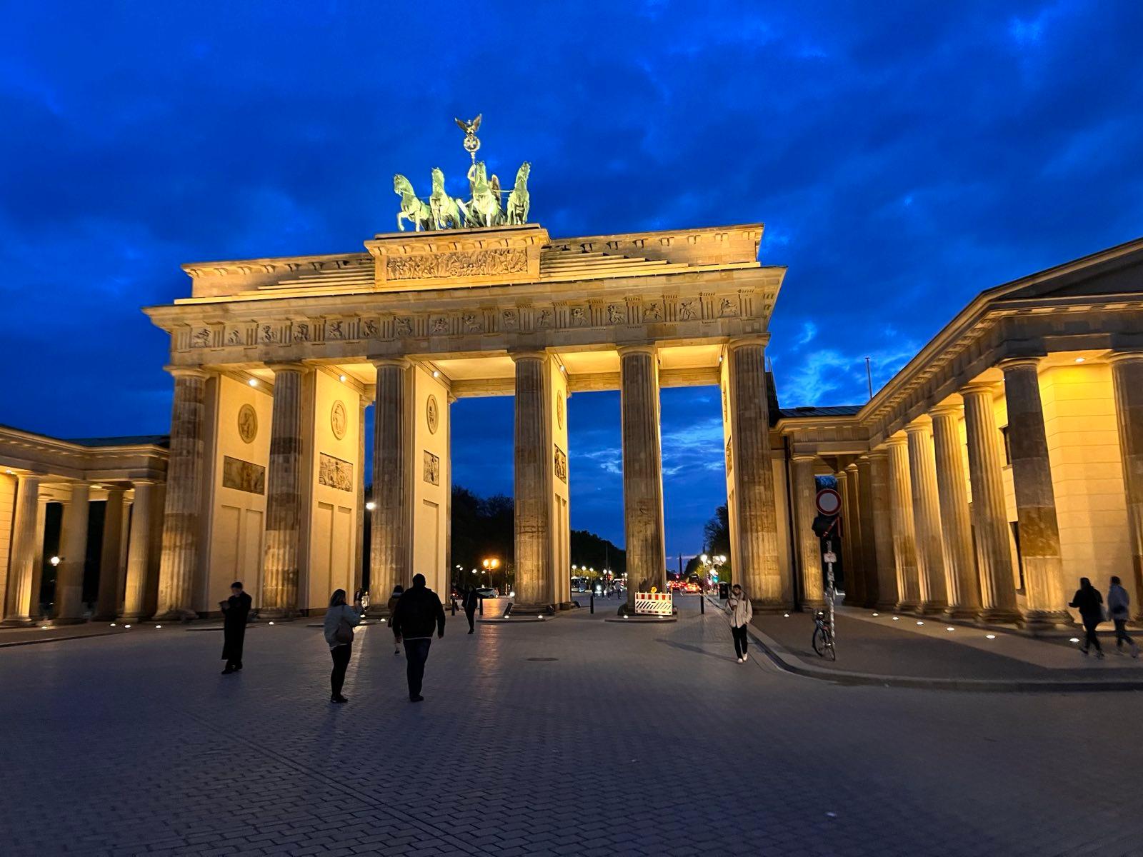 Enter the Historic Berlin by Walking from Tiergarten to Museum Island